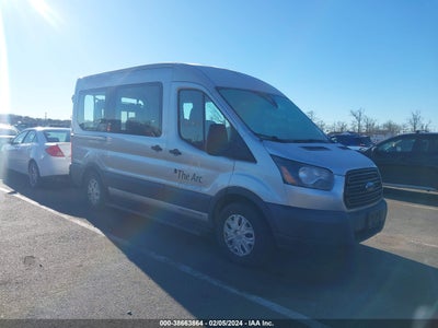 Ford Transit-150 2016