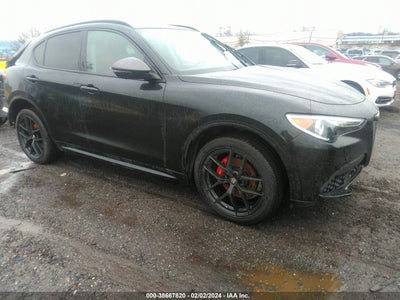 Alfa romeo Stelvio 2020