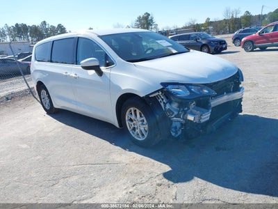 Chrysler Voyager 2022