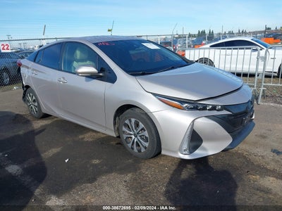 Toyota Prius prime 2021