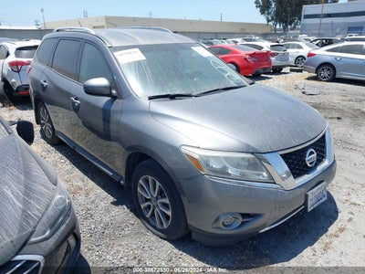 NISSAN PATHFINDER 2016