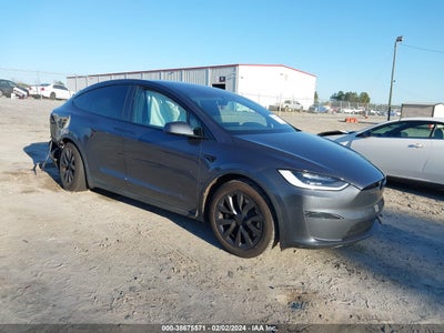 Tesla Model x 2022