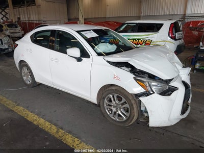 Scion Ia 2016