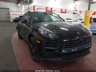 Porsche Macan 2021