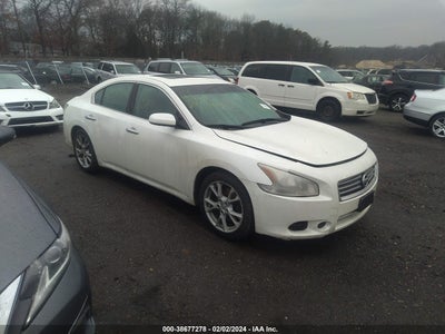 NISSAN MAXIMA 2014