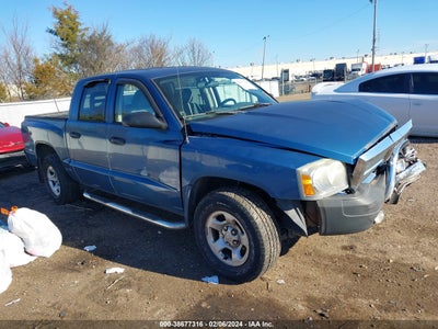 DODGE DAKOTA 2005