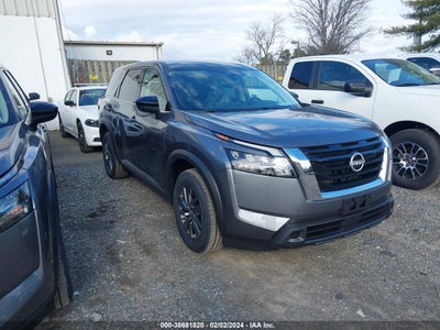 Nissan Pathfinder 2024