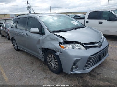 Toyota Sienna 2018