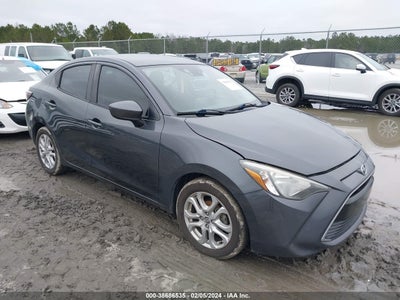 Scion Ia 2016