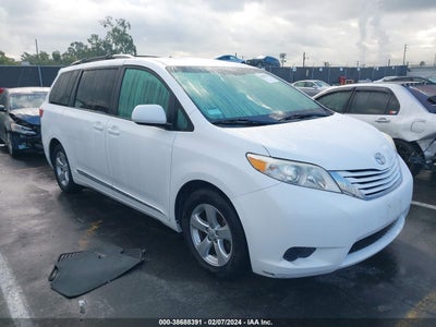 Toyota Sienna 2015