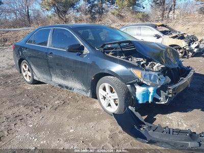 Toyota Camry 2014