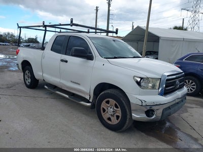 TOYOTA TUNDRA 2010