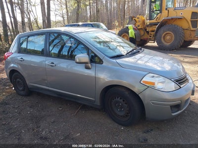 Nissan Versa 2011