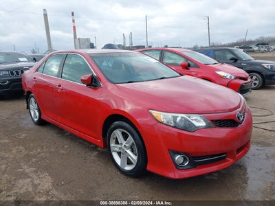TOYOTA CAMRY 2014