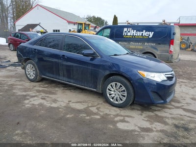 TOYOTA CAMRY 2014