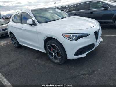 Alfa romeo Stelvio 2020