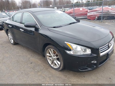 Nissan Maxima 2014
