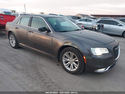 Chrysler 300 2021