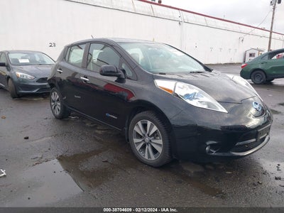 NISSAN LEAF 2015