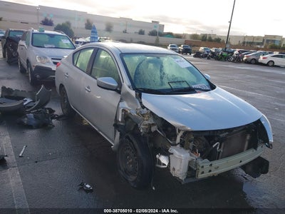 Nissan Versa 2018