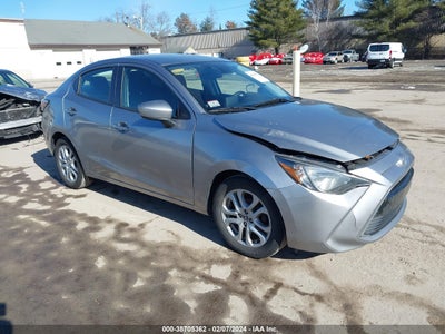 Scion Ia 2016