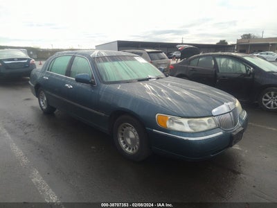 Lincoln Town car 2001