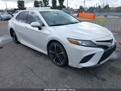 Toyota Camry 2018