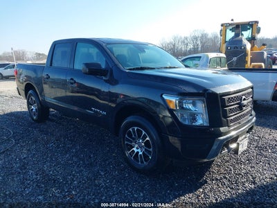 Nissan Titan 2024