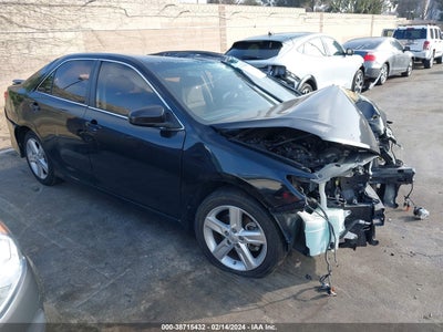 Toyota Camry 2014