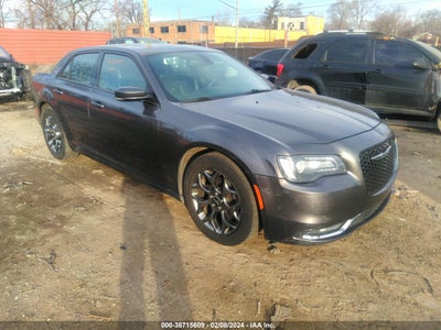 Chrysler 300 2016