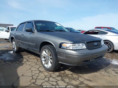 Ford Crown victoria 2011
