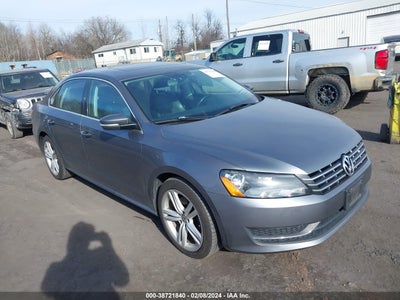 VOLKSWAGEN PASSAT 2015