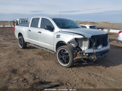NISSAN TITAN XD 2017