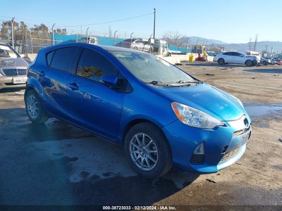 Toyota Prius c 2013