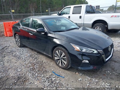 Nissan Altima 2022