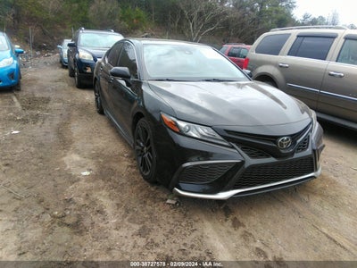 Toyota Camry 2021