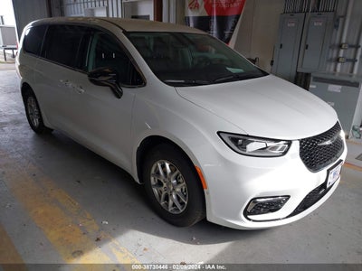 Chrysler Pacifica 2024