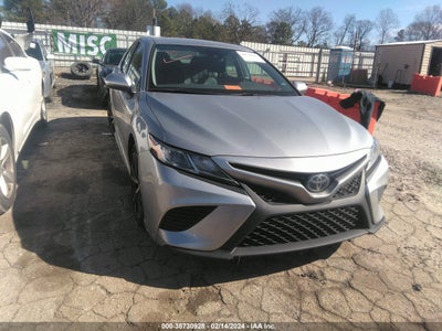 Toyota Camry 2019
