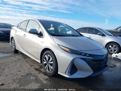 Toyota Prius prime 2018