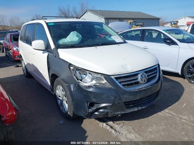 Volkswagen Routan 2012