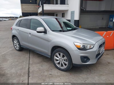 Mitsubishi Outlander sport 2015
