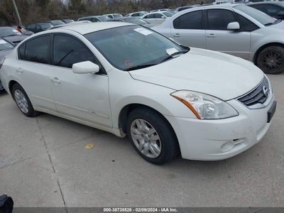 Nissan Altima 2011