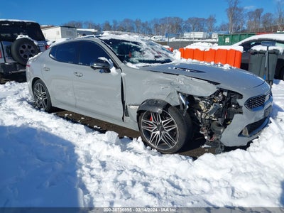 KIA STINGER 2022