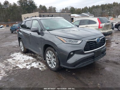 TOYOTA HIGHLANDER 2023