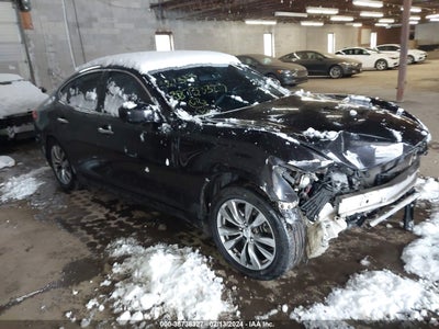Infiniti M37 2012