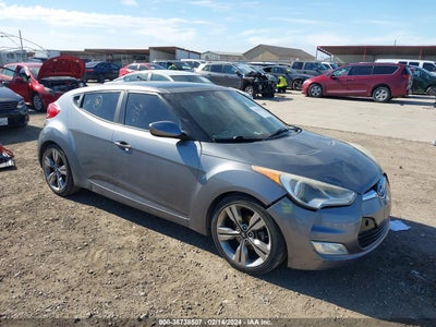 Hyundai Veloster 2013