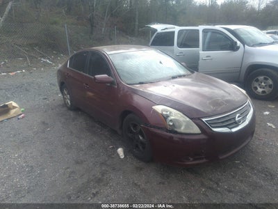 Nissan Altima 2010