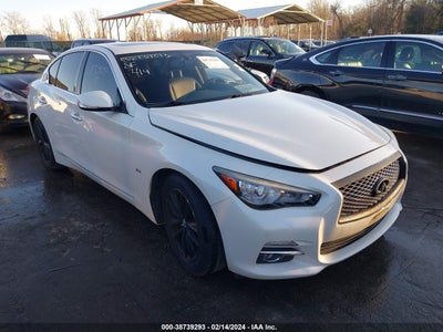 INFINITI Q50 2016