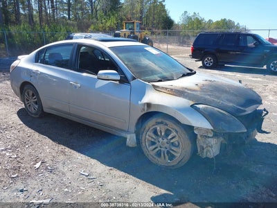 Nissan Altima 2011