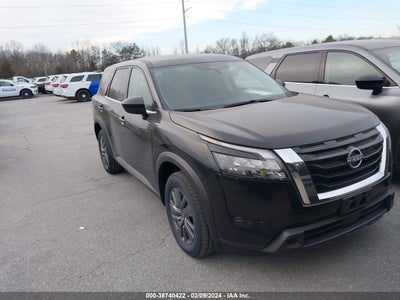 Nissan Pathfinder 2024